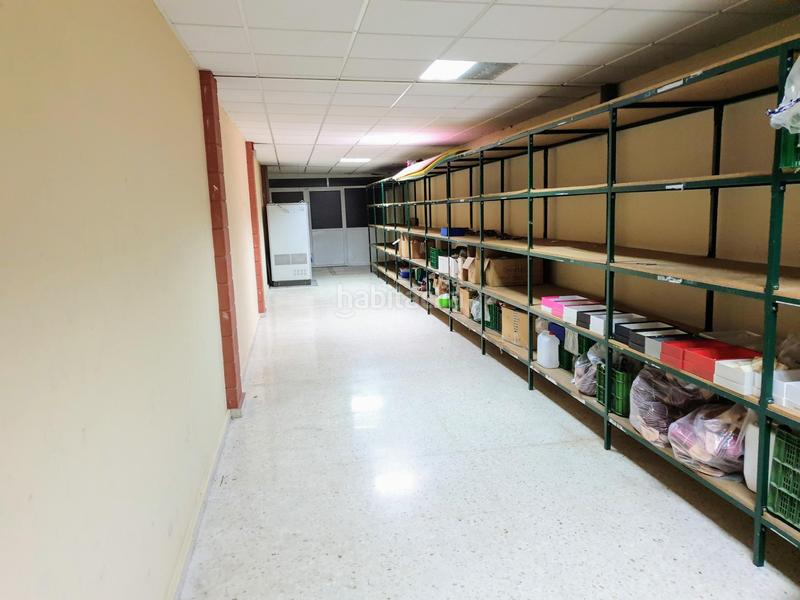 Foto d7a0ee22-3047-49e6-88df-032bc81f812f. Fabrikhalle in Campo Alto-Club de Campo Elda