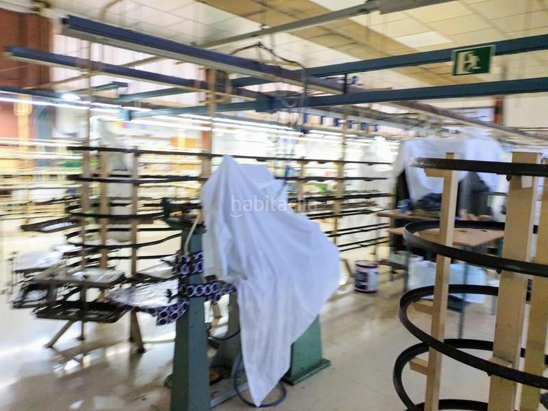 Foto ded79865-8f58-4fa5-ac45-9a43f0cbc085. Fabrikhalle in Campo Alto-Club de Campo Elda