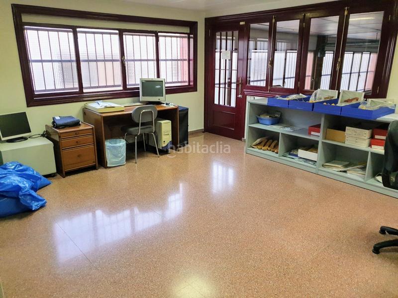 Foto f3095a54-c31f-4cdb-911c-a835dbed035e. Fabrikhalle in Campo Alto-Club de Campo Elda