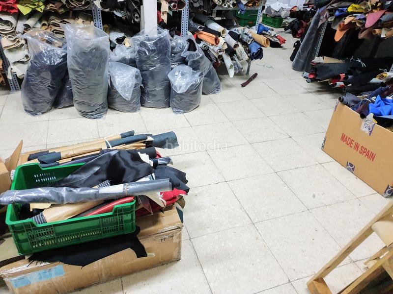 Foto f5138e8a-c195-44ad-8741-b099a61d2d0d. Fabrikhalle in Campo Alto-Club de Campo Elda