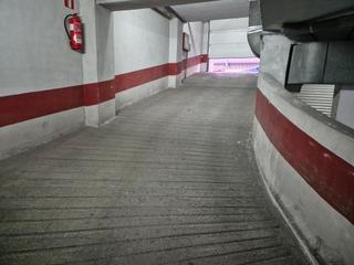Aparcament cotxe a Plaza de Toros-Avenida Chapí-Trinquete. Ocasión