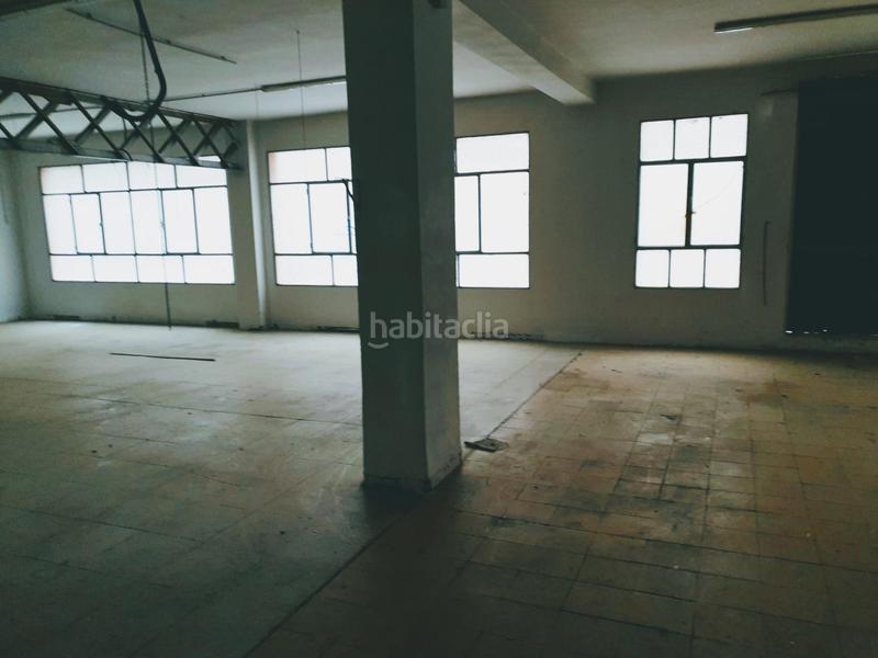 Foto 12a6d4a5-2474-45e5-8ac0-8a61cedc36d7. Capannone industriale in Fraternidad Elda