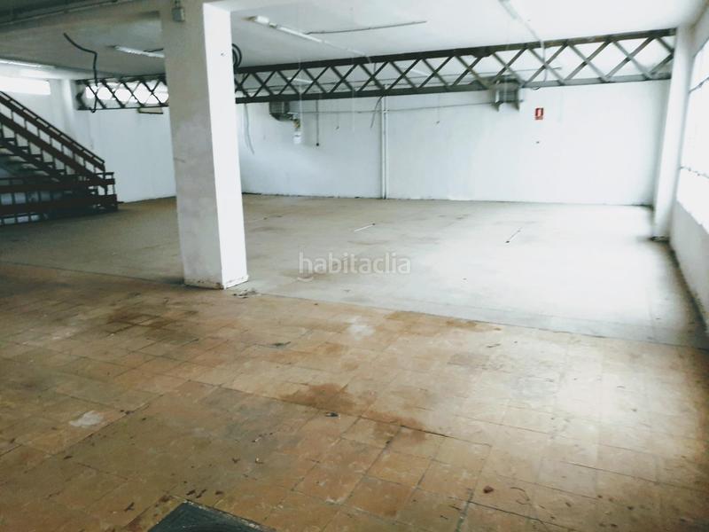 Foto 2cb0eec0-c424-4e12-84c1-76b6745b9d1f. Capannone industriale in Fraternidad Elda