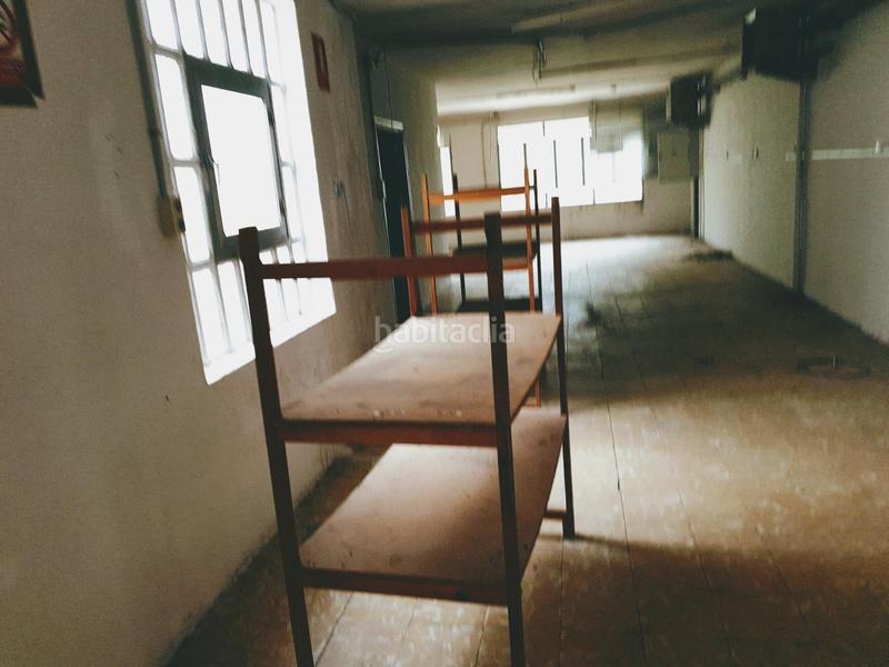 Foto f252dad2-56c8-4e59-b699-a84000d55606. Capannone industriale in Fraternidad Elda