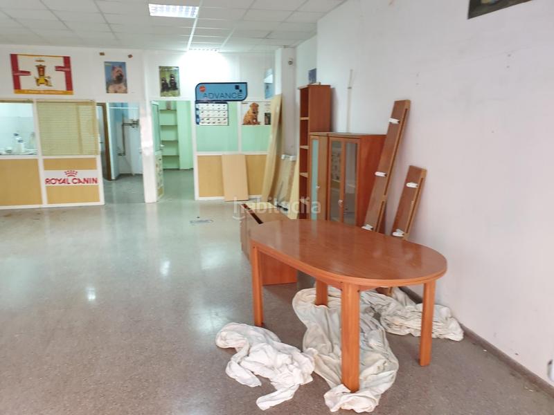 Foto c92e9bcd-dc81-42e3-adf1-3138d12a9c64. Business premise in Sax