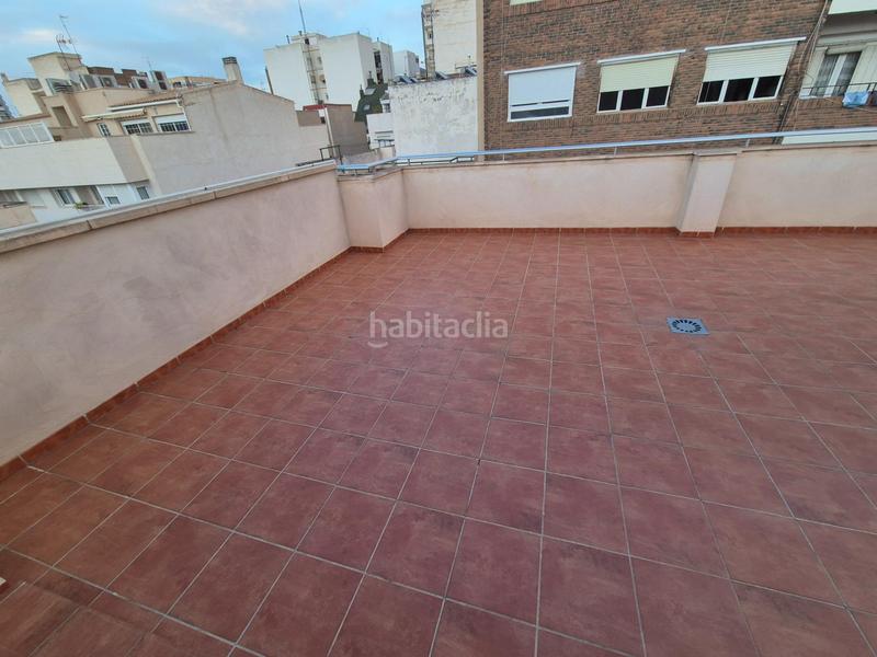 Foto 197f1421-a9c7-4753-a71b-b6b8c48e700e. Attico con parcheggio in Plaza Castelar - Mercado Central Elda