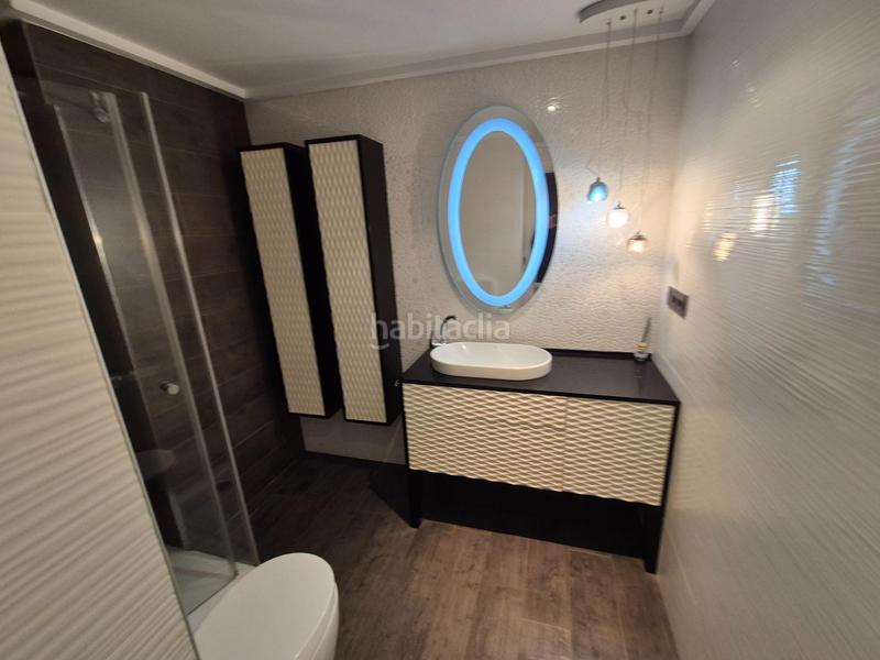 Foto 72df8b4a-6200-45d8-96bc-a3a395c87640. Attico con parcheggio in Plaza Castelar - Mercado Central Elda