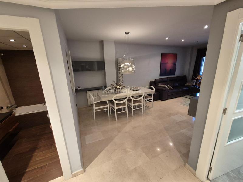 Foto bce19d35-e9ad-4844-9793-4e1a6806bd7d. Attico con parcheggio in Plaza Castelar - Mercado Central Elda