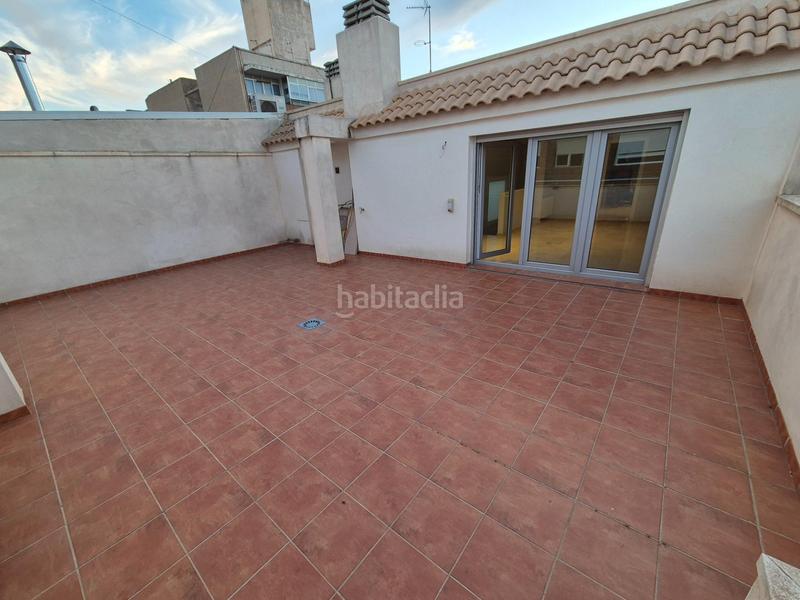 Foto d4f76730-5a4d-4cab-8453-00ab3eb8cd7d. Attico con parcheggio in Plaza Castelar - Mercado Central Elda