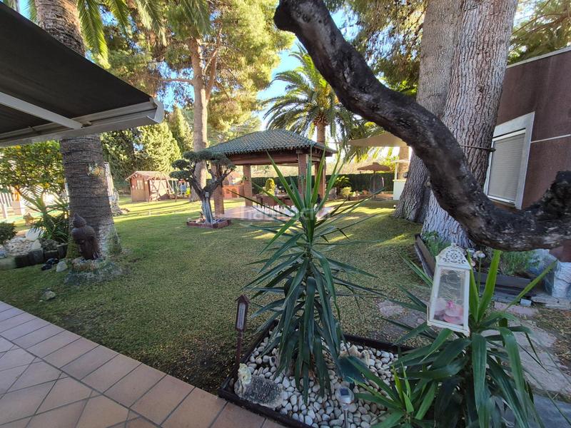Foto 24726ff6-d867-427d-8210-90a1ad6237a0. Chalet  a la venta en Campo Alto-Club de Campo Elda