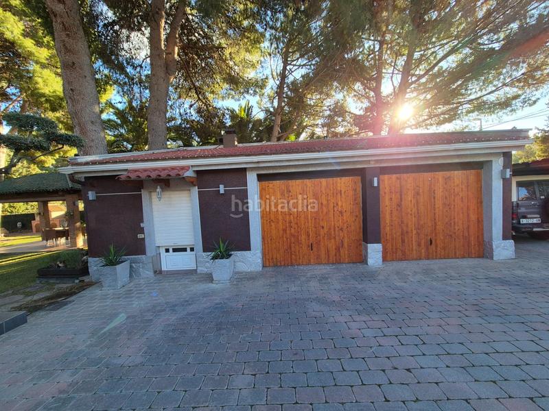Foto 4f4d8a93-fef9-4c9e-82f9-ef3ab8e42211. Chalet  a la venta en Campo Alto-Club de Campo Elda