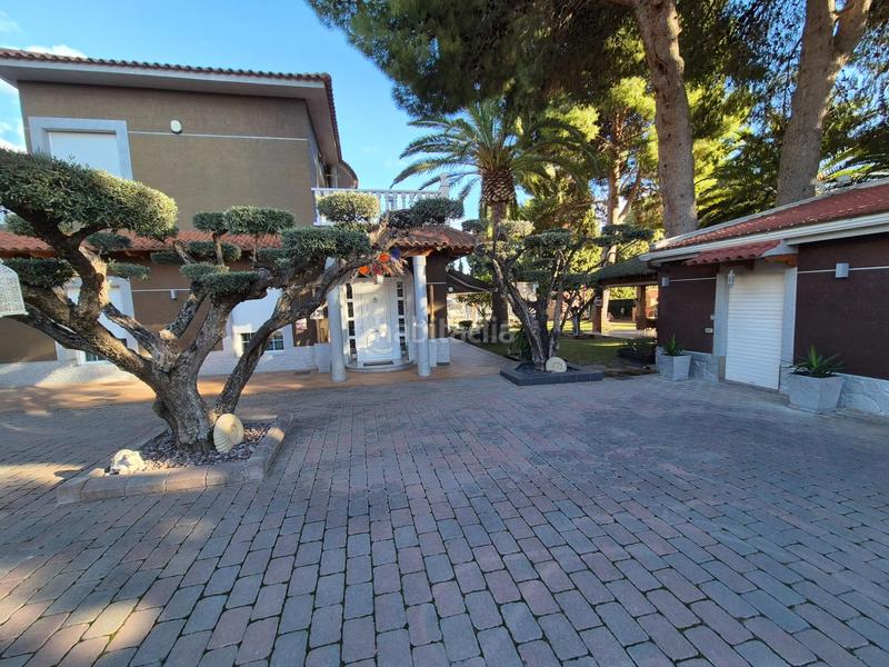 Foto 6b978543-7a63-4083-a784-882b864d2c55. Chalet  a la venta en Campo Alto-Club de Campo Elda
