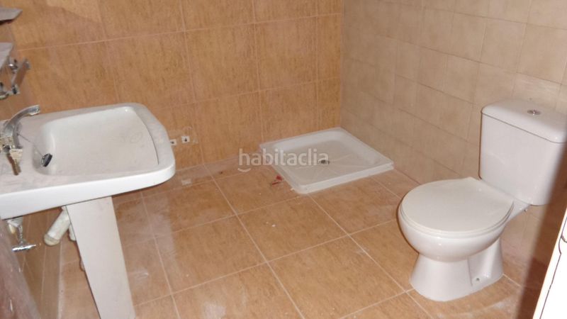 Foto aae8cc10-2bb2-49cf-bfde-0d61ee7947e6. Local comercial a Plaza de Toros-Avenida Chapí-Trinquete Elda