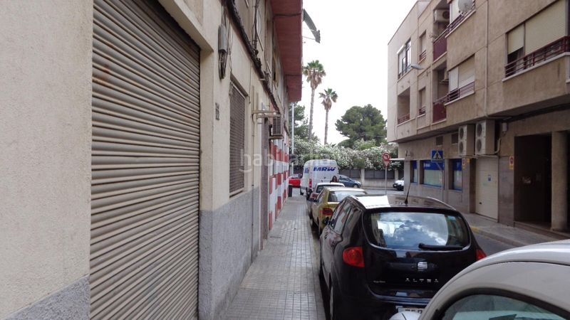 Foto dc9c3b42-ce18-4863-b19b-ab1d0376546b. Local comercial a Plaza de Toros-Avenida Chapí-Trinquete Elda
