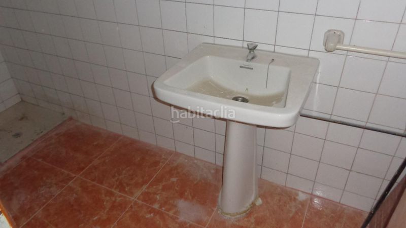 Foto fcf2b144-13be-4093-99c2-77719fb7658c. Local comercial a Plaza de Toros-Avenida Chapí-Trinquete Elda