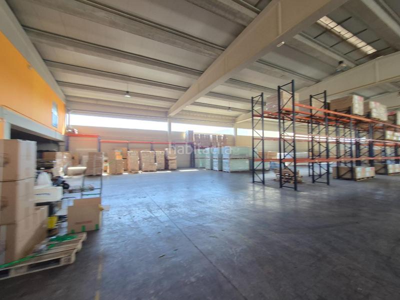 Foto 28ce3f10-3344-4fde-be6a-885cf3f09064. Nave industrial se vende nave en Fraternidad Elda