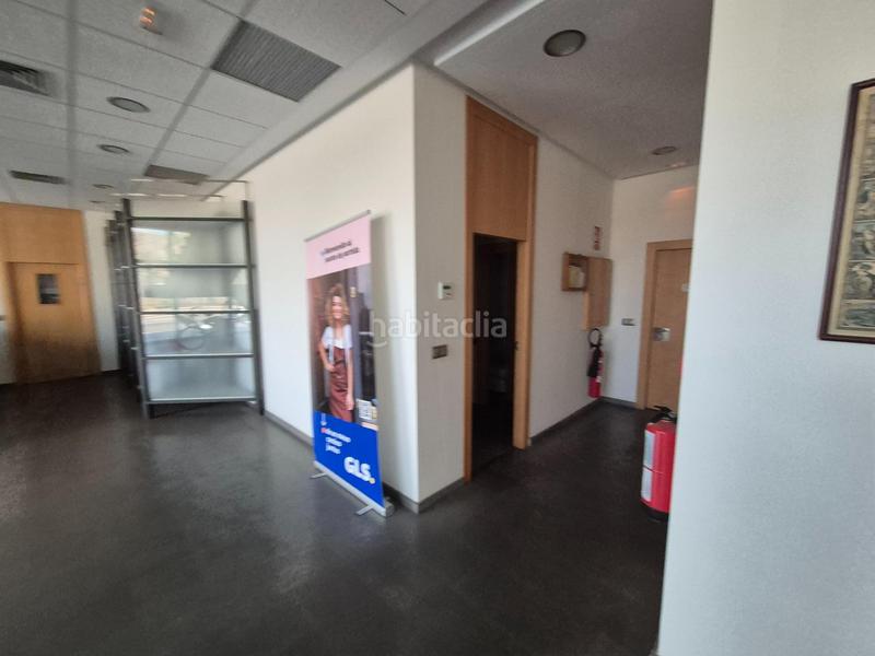 Foto 41e392f7-a1a7-42dd-84f0-63f7b4701ea8. Nave industrial se vende nave en Fraternidad Elda