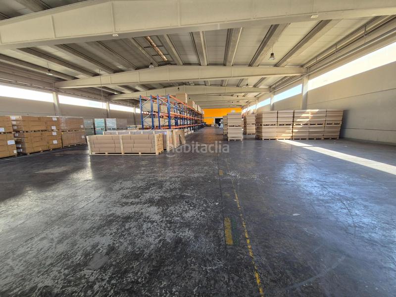 Foto 8b4e2695-7e5d-45bd-8be1-a2dfb6fc2c2e. Nave industrial se vende nave en Fraternidad Elda