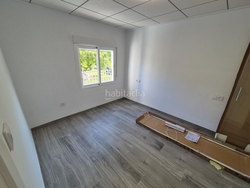 Foto 4f0aaaed-2824-4b04-8e23-43db347bb7e6. Rent flat in Las Trescientas-San Francisco-Ciudad Vergel Elda