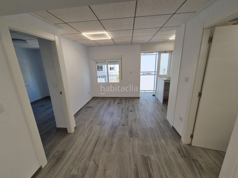 Foto 605a9f12-6271-4184-a5c6-a0eb790b4b58. Rent flat in Las Trescientas-San Francisco-Ciudad Vergel Elda