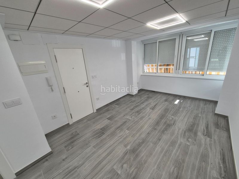 Foto b23e85e5-26de-4640-86f3-57d765e3bb48. Rent flat in Las Trescientas-San Francisco-Ciudad Vergel Elda