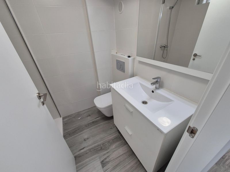 Foto fca4e999-6b04-45f8-80be-aef48a70b07a. Rent flat in Las Trescientas-San Francisco-Ciudad Vergel Elda