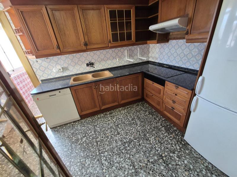 Foto 660d430f-53ab-45b9-9e4e-e8f41cf1f9c1. Piso  en venta en Plaza Castelar - Mercado Central Elda