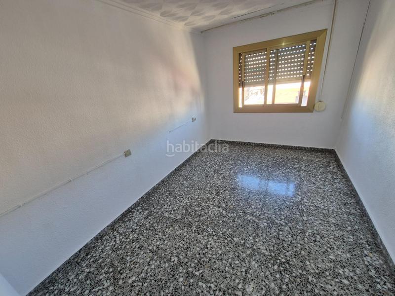 Foto 9c8dd5f7-40fb-45d3-86a4-afded7a41f24. Piso  en venta en Plaza Castelar - Mercado Central Elda