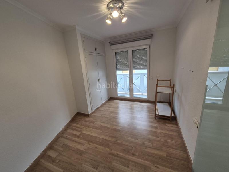 Foto a2ea7875-9a46-4082-9a58-e019dd32854e. Location appartement dans Plaza de Toros-Avenida Chapí-Trinquete Elda