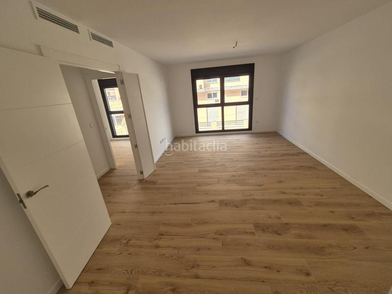 Foto 3cf1c3a8-dae2-4ce7-a908-2c0292b68190. Location appartement avec parking dans San Crispín-Huerta Nueva-Estación Elda