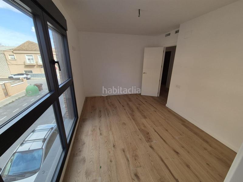 Foto f4f6906e-cb3c-4a7f-9e29-93286ce5c842. Miete etagenwohnung mit parking in San Crispín-Huerta Nueva-Estación Elda