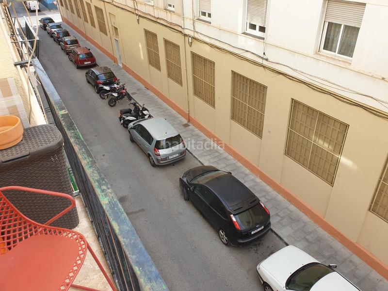 Foto 38e44f1b-bfa1-4702-8e6d-5c113c0f7bd3. Alquiler piso alquiler de piso en Fraternidad Elda