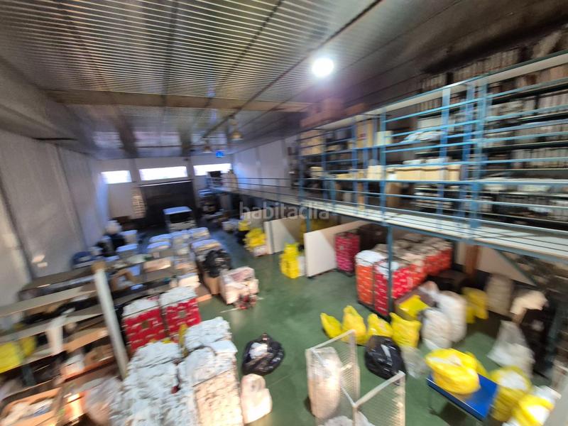 Foto 21fa9eb2-06e5-487d-a7a1-cbbc207abdfd. Fabrikhalle in Campo Alto-Club de Campo Elda