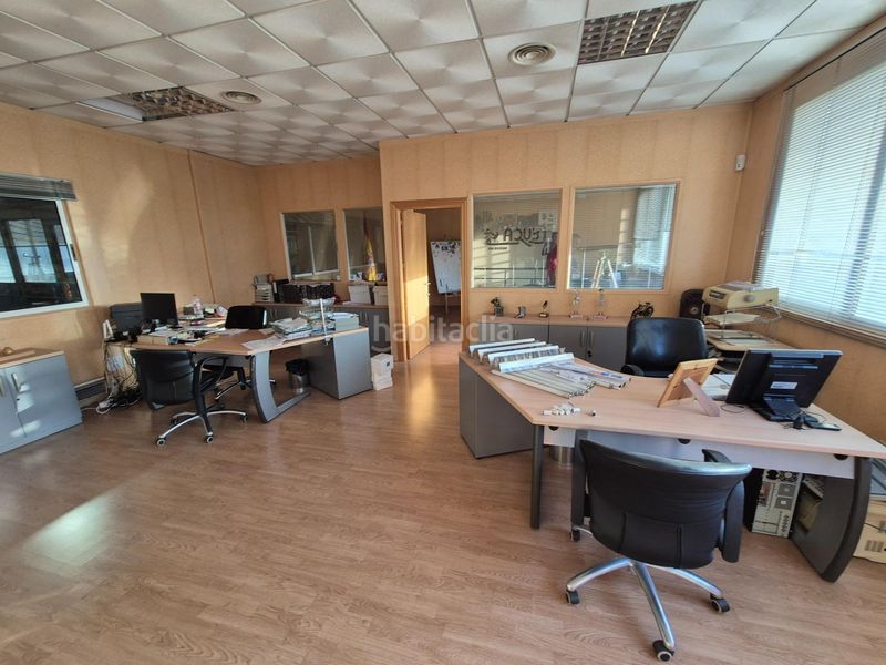 Foto 985ac85c-f146-41ee-9a87-77a5a0a4d32f. Location bâtiment à usage industriel dans Campo Alto-Club de Campo Elda