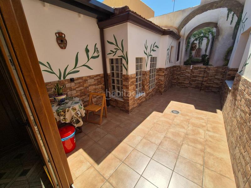 Foto 5a4923f0-a52d-4075-b881-779e3a4ea564. Chalet  en venta en Monòver