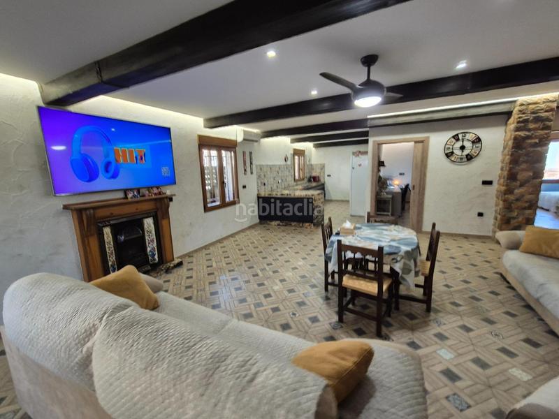 Foto bc35f047-e31b-4214-b663-a678c59ebc4e. Chalet  en venta en Monòver