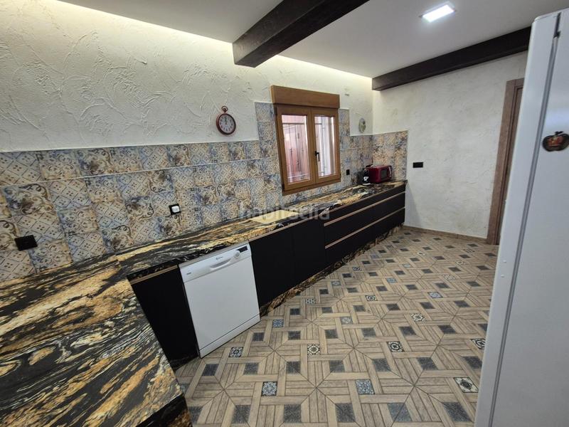 Foto c025d064-b06f-40ed-a252-f16781b780af. Chalet  en venta en Monòver