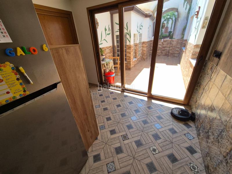 Foto c16ed659-3fd8-48fc-af3f-1a197a3a86d8. Chalet  en venta en Monòver