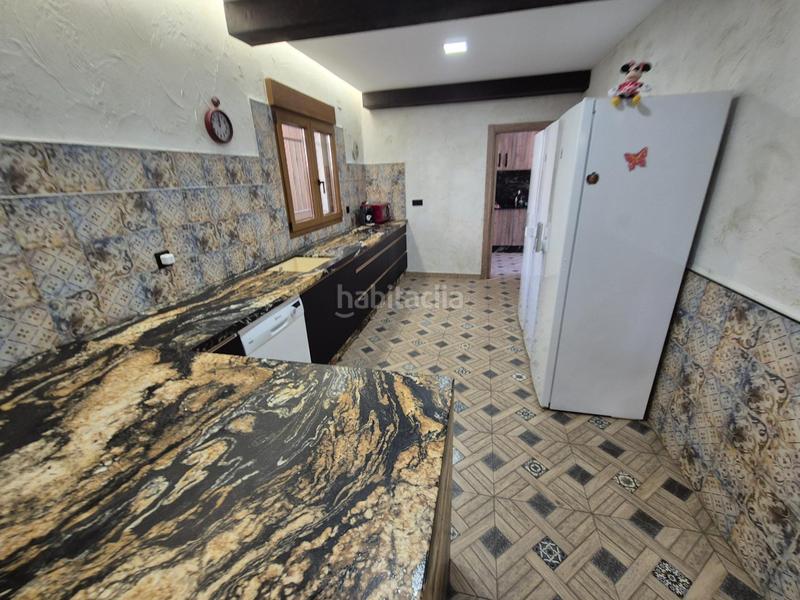 Foto e4f24387-5d01-4147-a15b-f25f5f1842e4. Chalet  en venta en Monòver