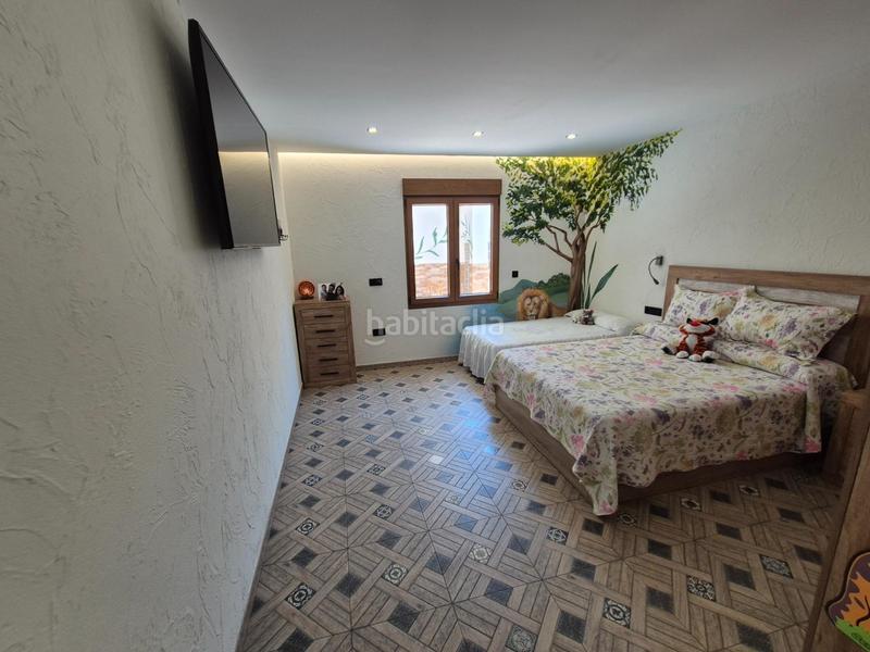 Foto e89ef2e9-4b40-4c1d-bc6b-f0ed72881fae. Chalet  en venta en Monòver