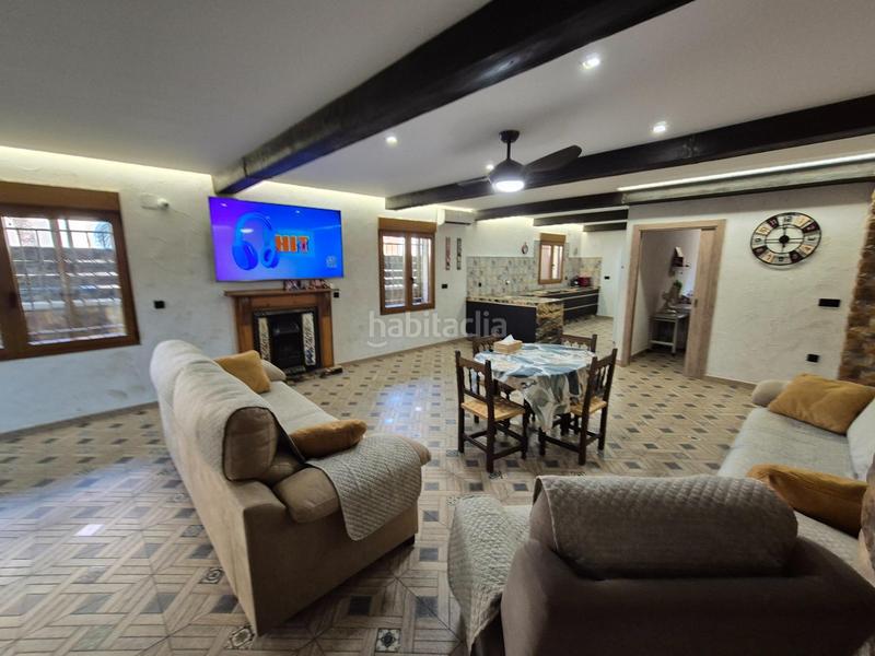 Foto ef0174ec-20d0-4386-8942-42873835e613. Chalet  en venta en Monòver