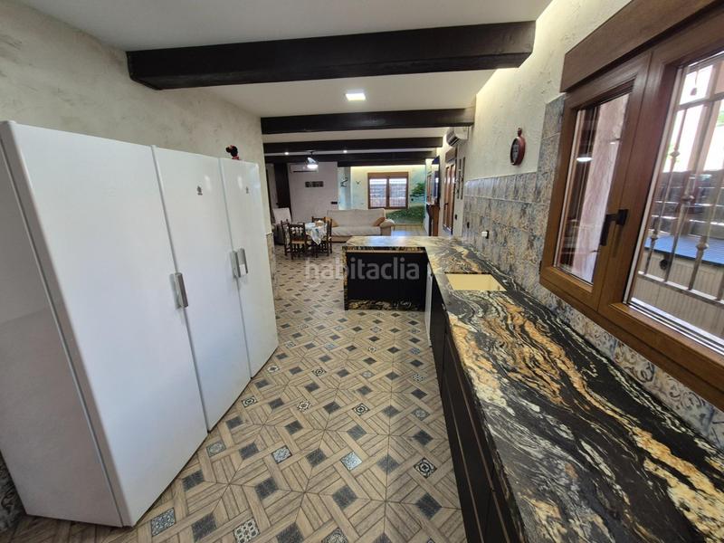 Foto f6a95f5f-234a-4547-a631-76c961b53dd8. Chalet  en venta en Monòver