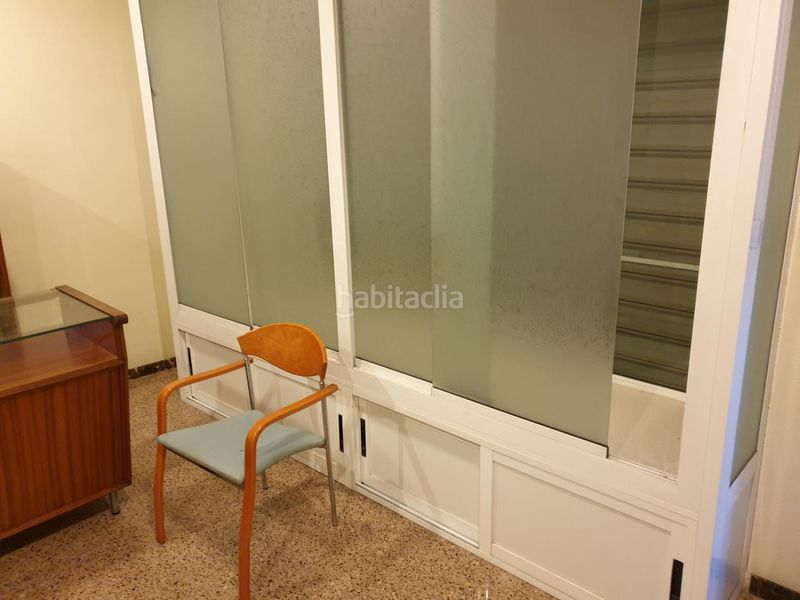 Foto a5ee37f3-a52a-4621-96a7-387608f8f76d. Local comercial a Petrer