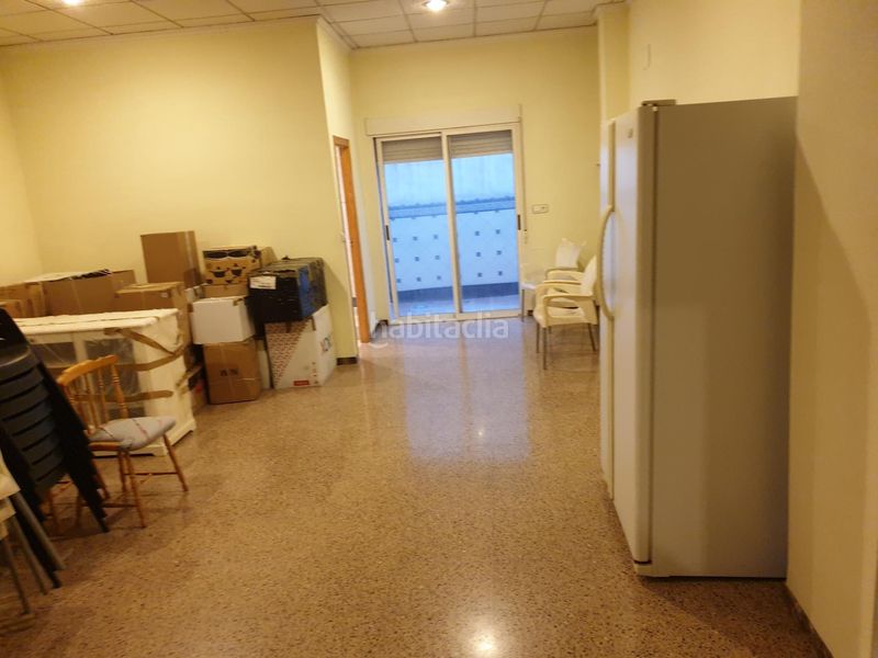 Foto a5f8947a-5aa2-42d7-b765-24409c29c354. Local comercial a Petrer
