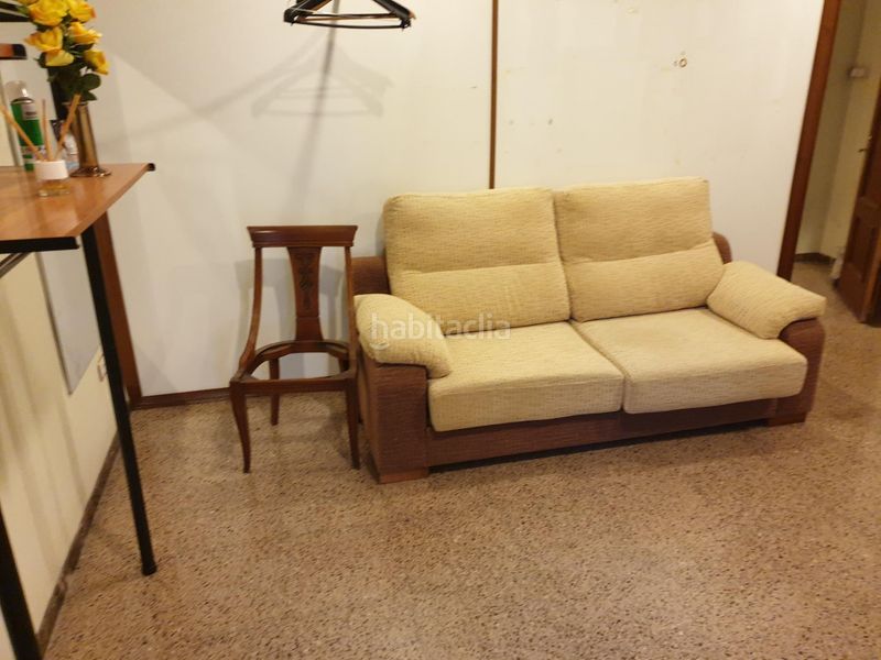 Foto faae167d-6fa3-4a75-aeb8-1bd8e688c647. Local comercial a Petrer