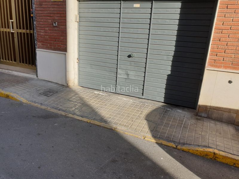 Foto f0b44f82-b1b4-4c20-802b-60f83b2c80ea. Aparcament cotxe a Las Trescientas-San Francisco-Ciudad Vergel Elda