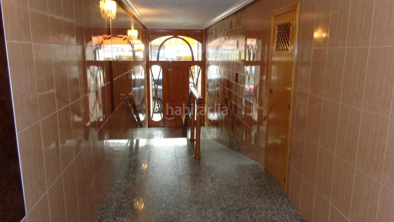 Foto dc2541e8-f425-48b9-b787-cf9ec42a0b6a. Planta baja ocasión en Plaza de Toros-Avenida Chapí-Trinquete Elda