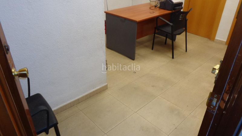 Foto f1a49a92-9fb9-4824-a82e-870a5c2bf134. Planta baja ocasión en Plaza de Toros-Avenida Chapí-Trinquete Elda