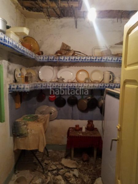 Foto 708089e4-d4fc-437d-8ad8-adcda1fc4fa7. Casa amb aparcament a Munera