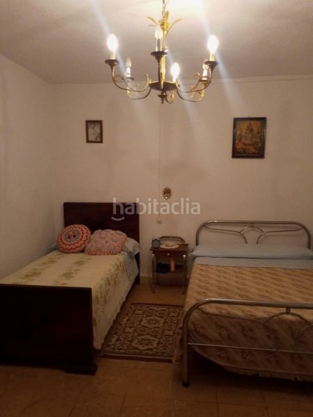 Foto 885c56ee-269f-47d5-8b9e-aabaa4957eee. Casa amb aparcament a Munera